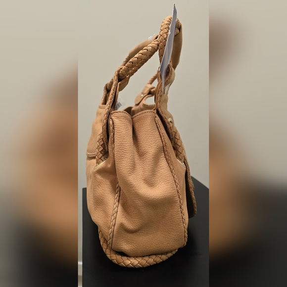 NEW Stuart Weitzman leather Purse with tags - STATEMENT PIECE - Picture 5 of 9